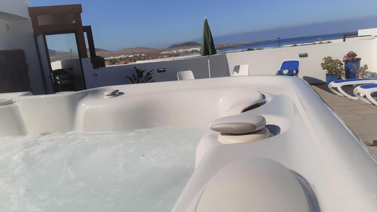 La Belle Vie Villa Famara Kültér fotó